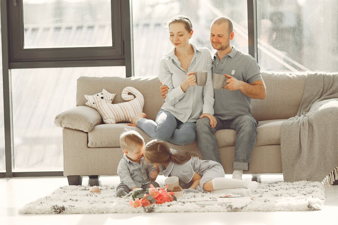 Senyuman Kecil yang Mengubah Warna Hari